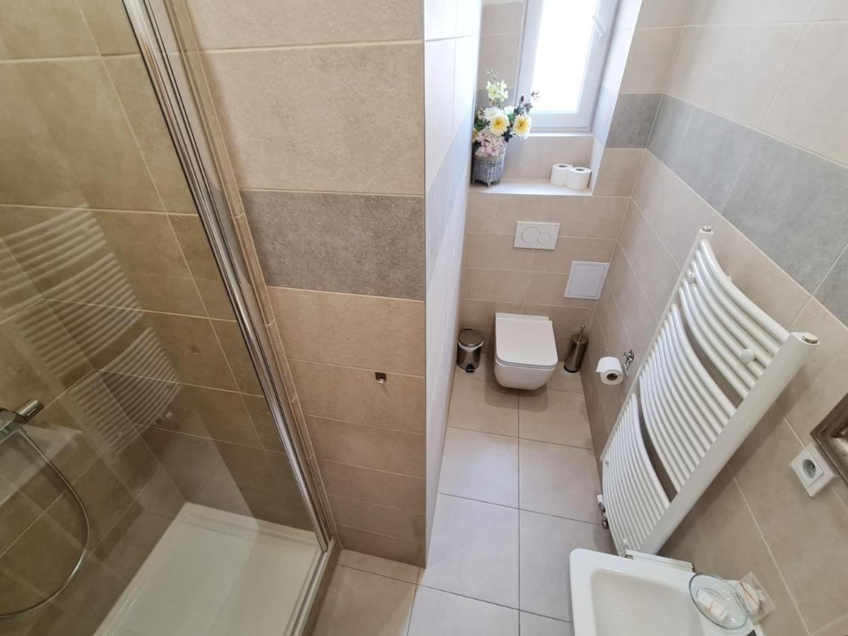 Apartman Praha Brevnov エクステリア 写真