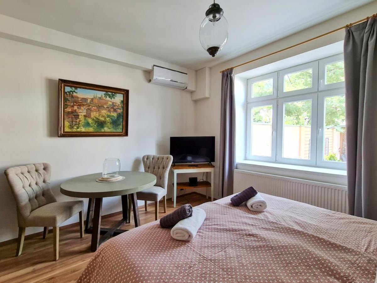 Apartman Praha Brevnov エクステリア 写真