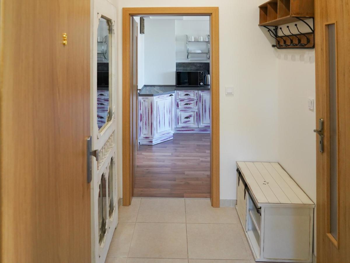 Apartman Praha Brevnov エクステリア 写真