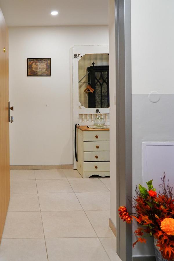 Apartman Praha Brevnov エクステリア 写真